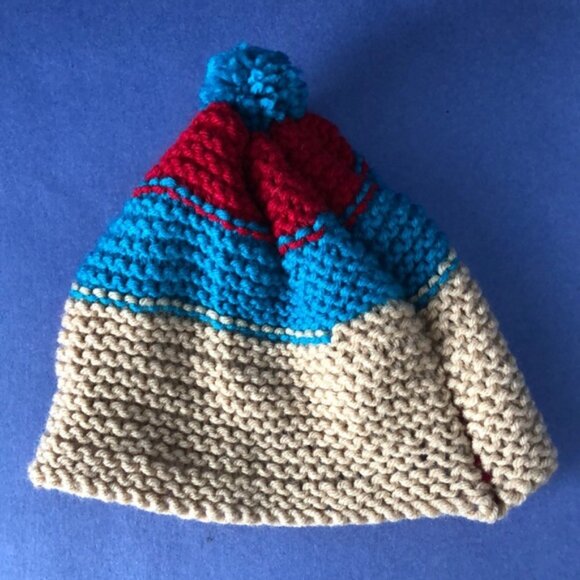 NWOT Vintage Hand-Knitted Made-in-Canada Blue & Cream Beanie with Pom Pom - Picture 1 of 3